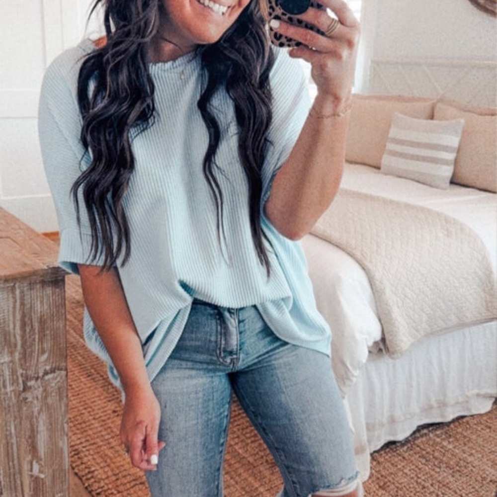 Sky Blue Ribbed Relaxed Short Sleeve Top - Size Large